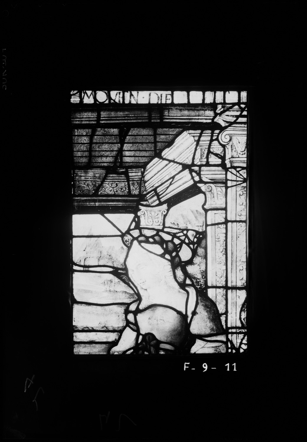 Baie 9, panneau de vitrail 11 [Baie 1]