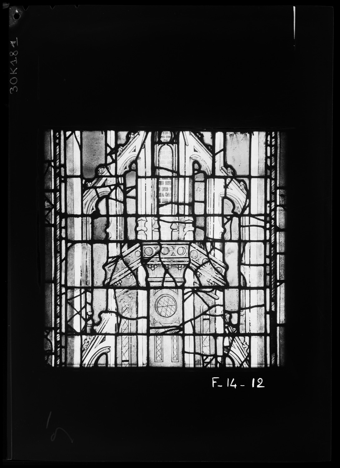 Baie 14, panneau de vitrail 12 [Baie 8]