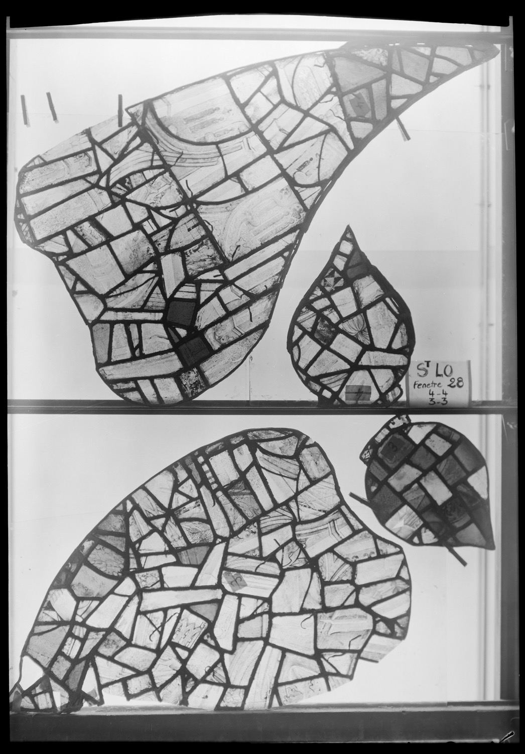 Baie 28, panneaux de vitrail 3 et 4