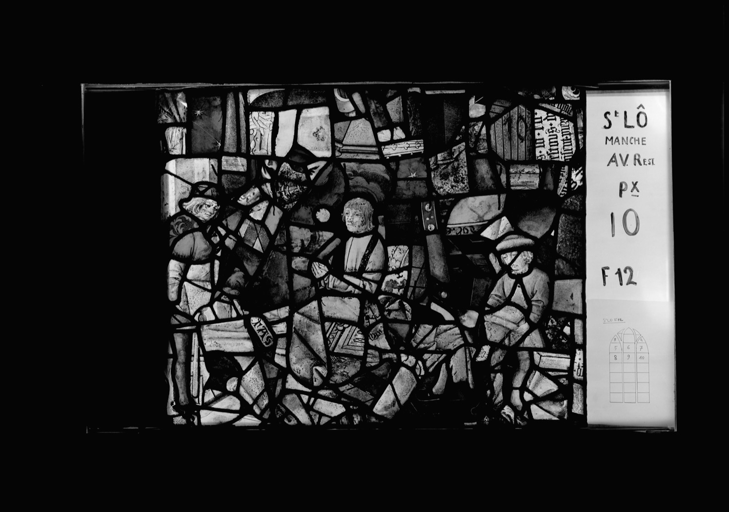 Baie 12, panneau de vitrail 10