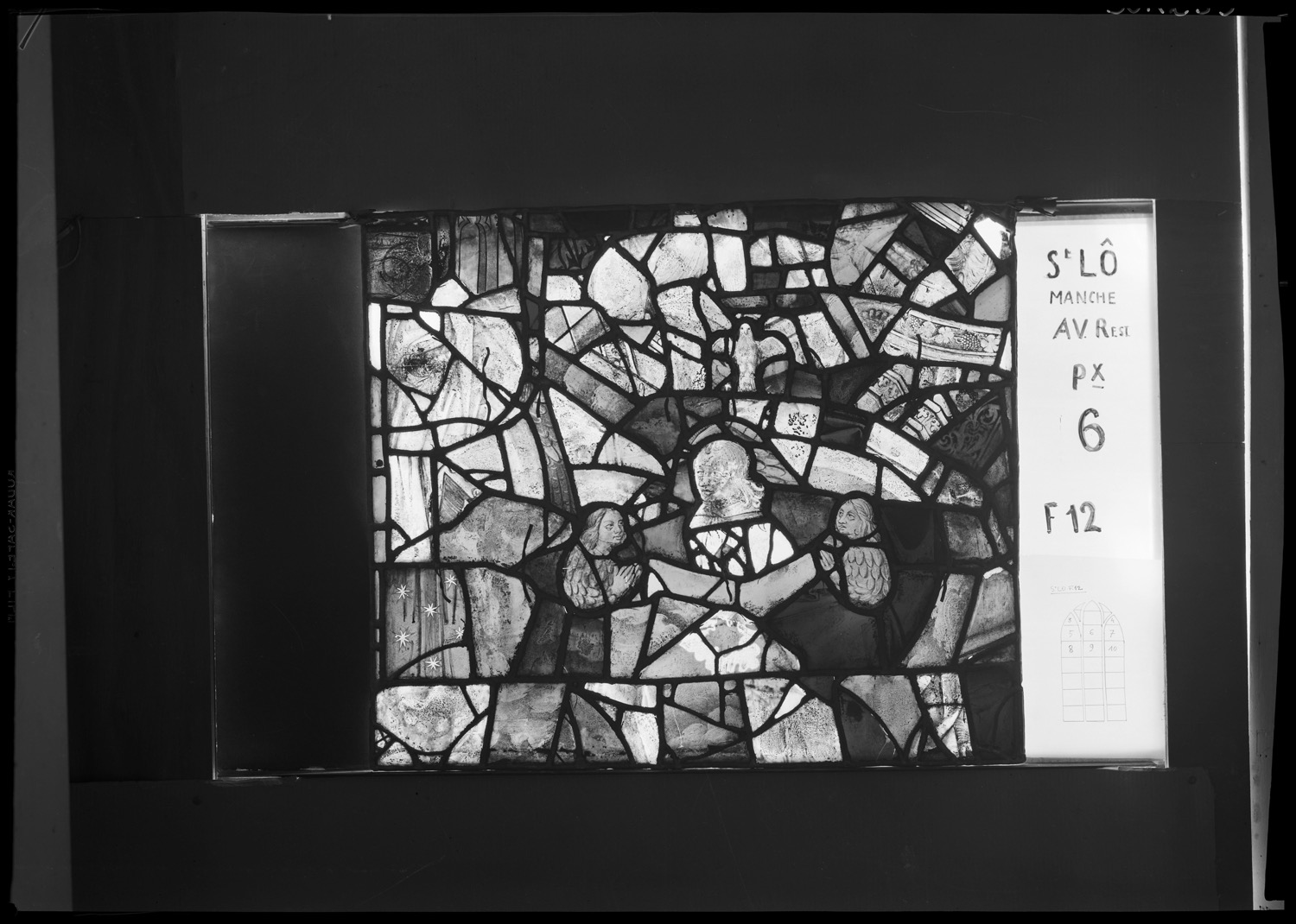 Baie 12, panneau de vitrail 6