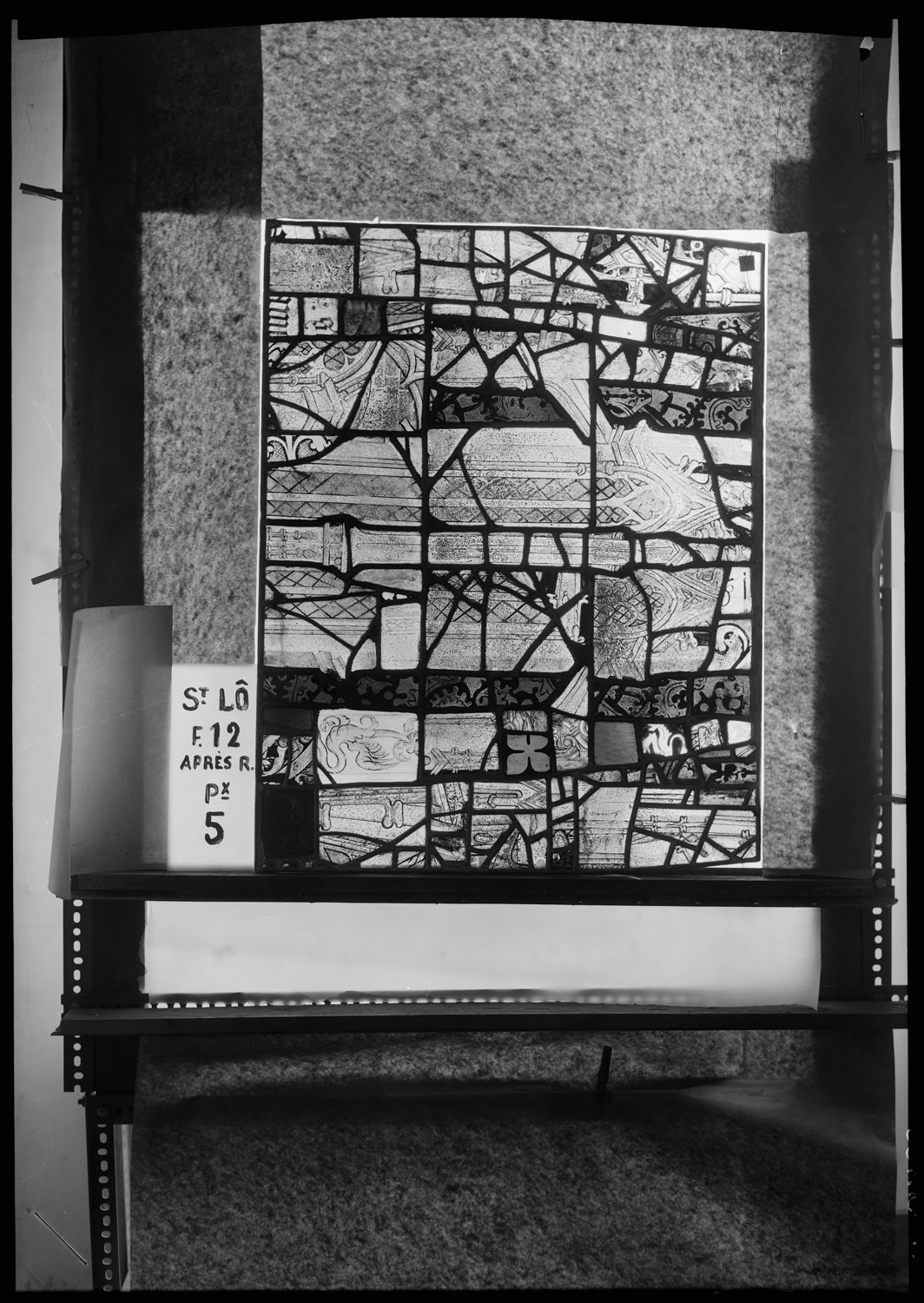 Baie 12, panneau de vitrail 5 [Baie 14]