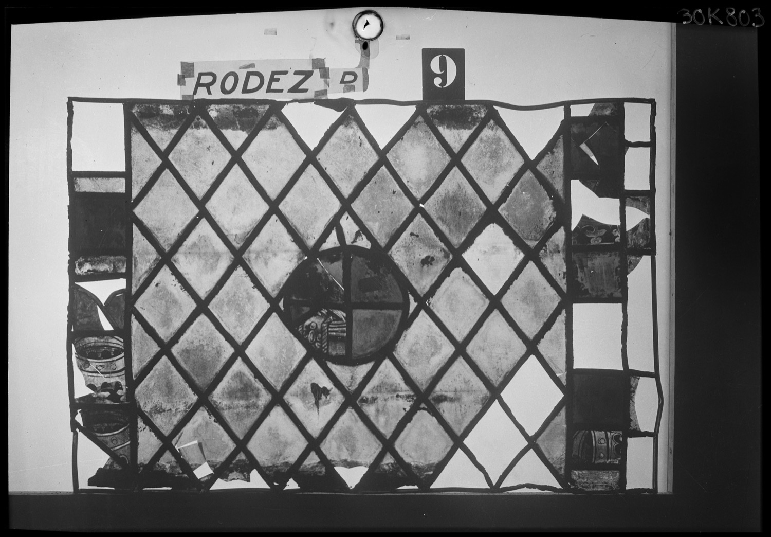 Baie D, panneau de vitrail 9