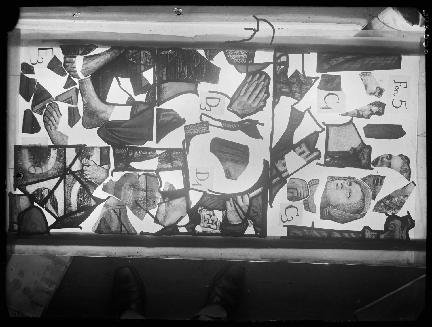 Baie 5, panneaux de vitrail C1, C3, D1, D3 et E3 [Baie 11]