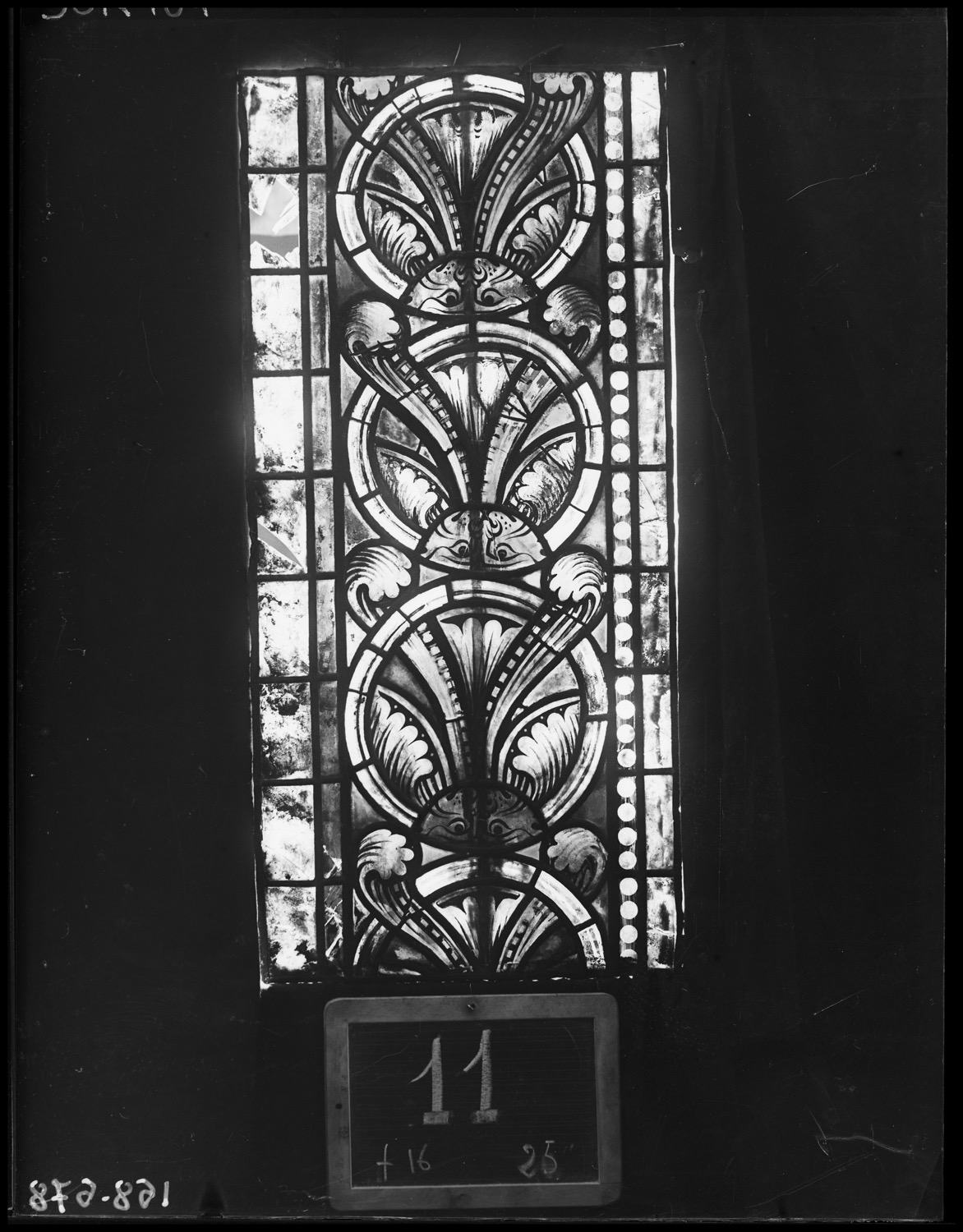 Panneau de vitrail 11 [Baie 109]