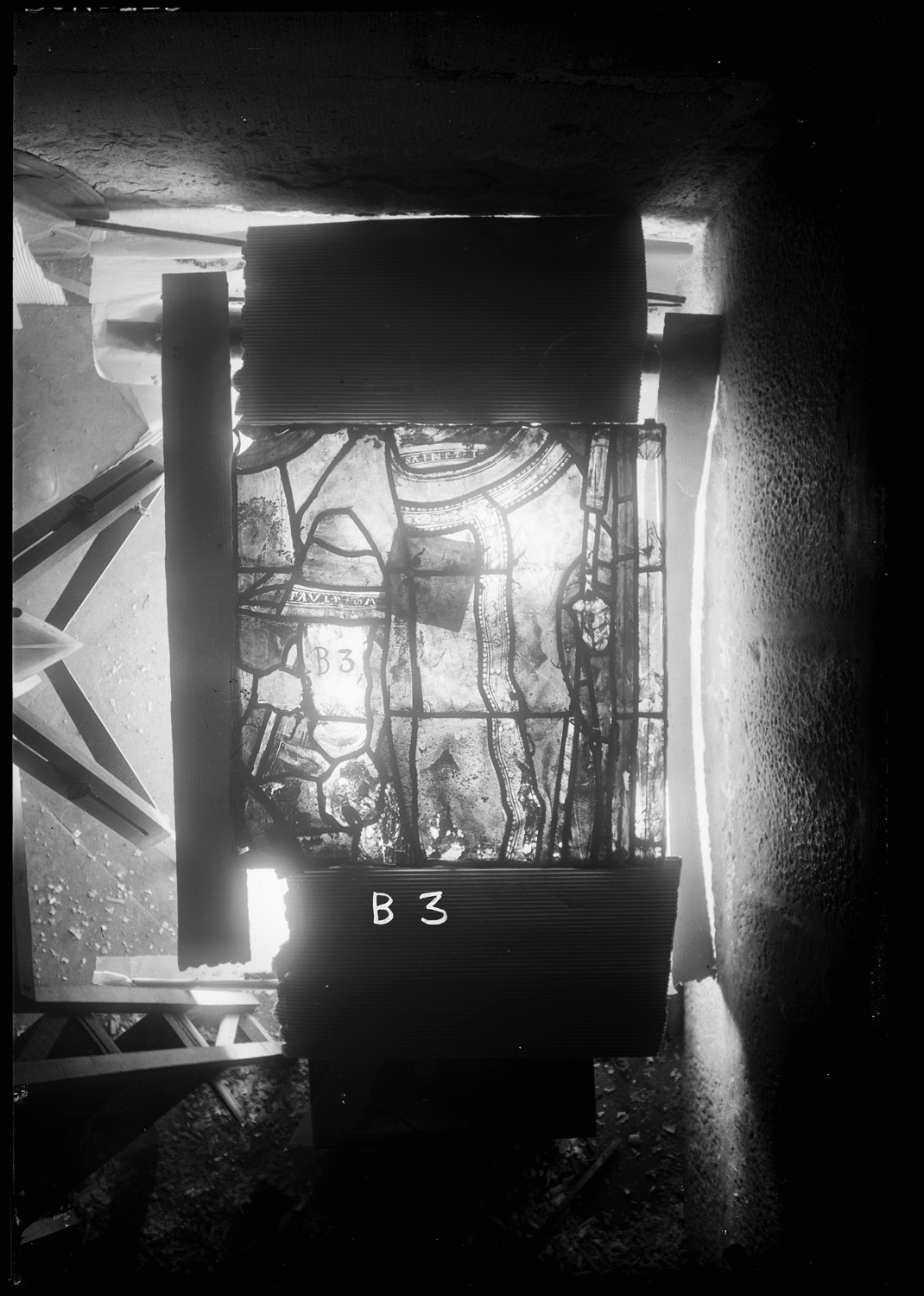 Panneau de vitrail B3 [Baie 13]