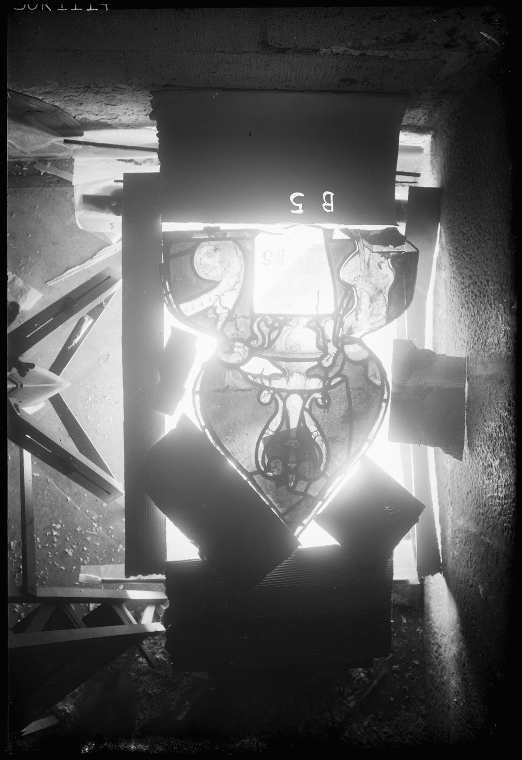 Panneau de vitrail B5 [Baie 13]