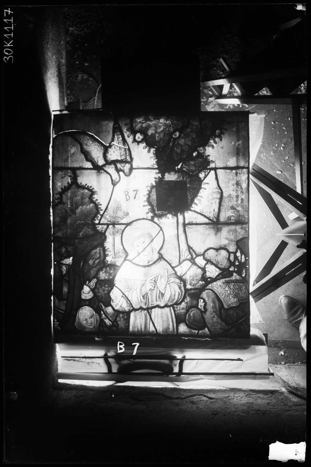 Panneau de vitrail B7 [Baie 101]