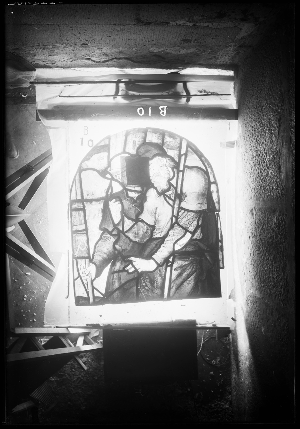 Panneau de vitrail B10 [Baie 103]