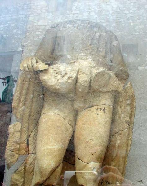 statue monumentale du dieu Priape. Partie haute, de face. - © Ministère de la Culture (France), Médiathèque du patrimoine et de la photographie (objets mobiliers), tous droits réservés