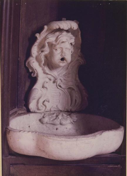 lavabo, vue générale - © Ministère de la Culture (France), Médiathèque du patrimoine et de la photographie (objets mobiliers), tous droits réservés