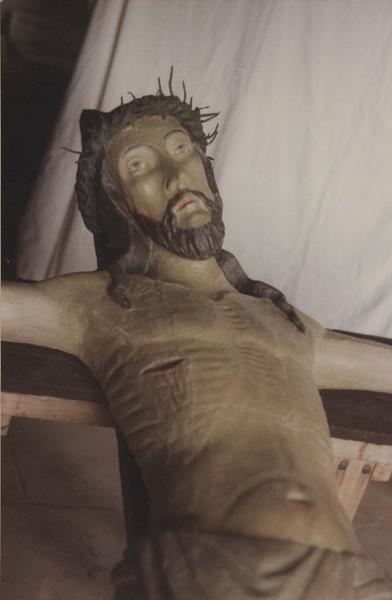 statue : Christ en croix, vue partielle - © Ministère de la Culture (France), Médiathèque du patrimoine et de la photographie (objets mobiliers), tous droits réservés