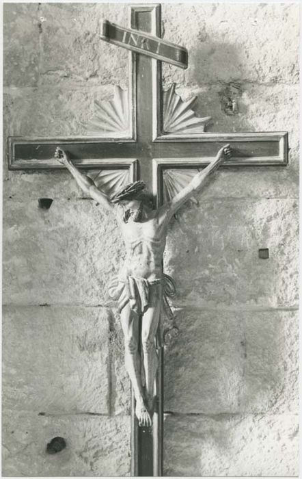 statue : Christ en croix de procession de la sacristie de la première chapelle Nord - © Ministère de la Culture (France), Médiathèque du patrimoine et de la photographie, diffusion GrandPalaisRmn Photo