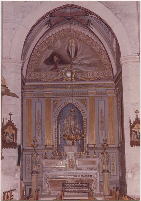 autel secondaire de Notre-Dame de Lourdes, retable et lambris et plafond peint - © Ministère de la Culture (France), Médiathèque du patrimoine et de la photographie, diffusion GrandPalaisRmn Photo