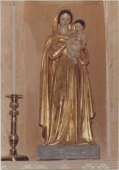 statue : Vierge à l'Enfant