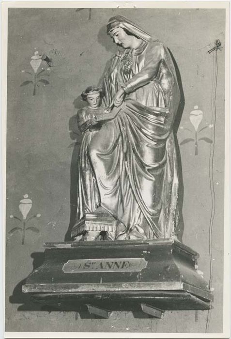 groupe sculpté : Sainte Anne et la Vierge - © Ministère de la Culture (France), Médiathèque du patrimoine et de la photographie, diffusion GrandPalaisRmn Photo