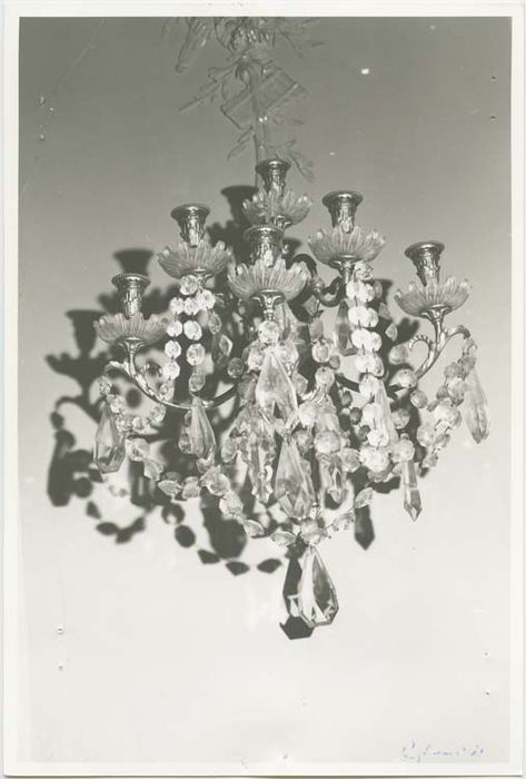 lustre et 4 luminaires d'appliques