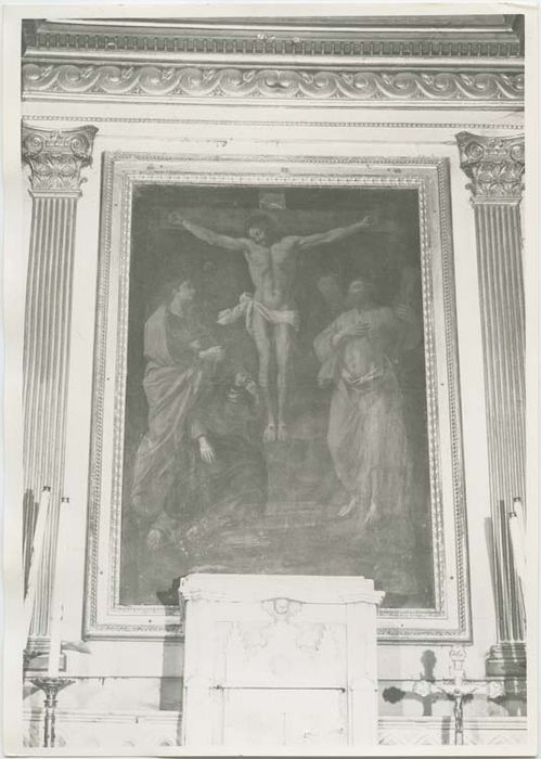 tableau d'autel et son cadre : la Crucifixion - © Ministère de la Culture (France), Médiathèque du patrimoine et de la photographie, diffusion GrandPalaisRmn Photo