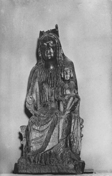 statue : Vierge à l'Enfant