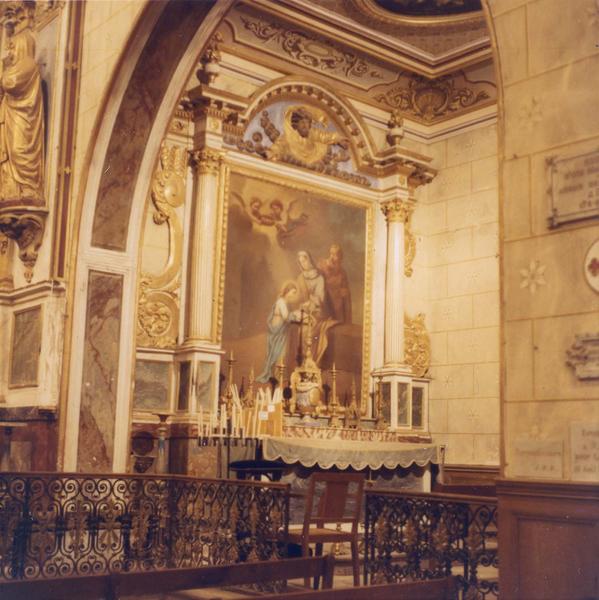 retable, tableau, lambris : Vierge à l'Enfant, clûture de choeur, détail - © Ministère de la Culture (France), Médiathèque du patrimoine et de la photographie (objets mobiliers), tous droits réservés