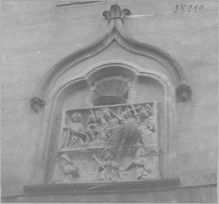bas-relief, retable : Mort de la Vierge avec les donateurs - © Ministère de la Culture (France), Médiathèque du patrimoine et de la photographie, diffusion RMN-GP