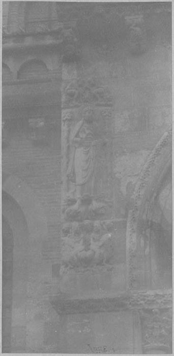 bas-relief : Saint Jacques