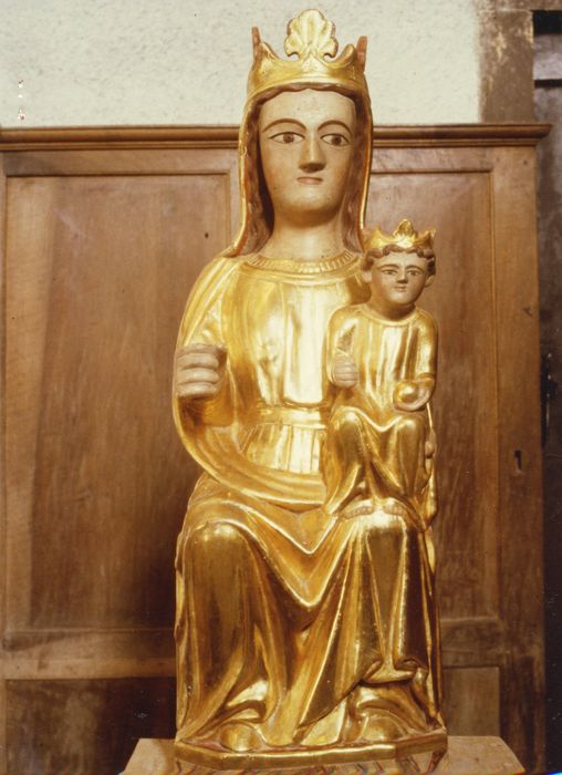 statue : Vierge à l'Enfant