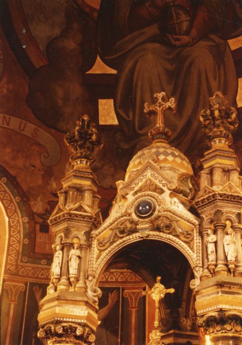 ciborium du maître-autel, vue partielle - © Ministère de la Culture (France), Médiathèque du patrimoine et de la photographie, diffusion GrandPalaisRmn Photo