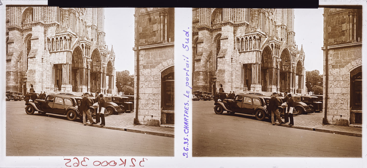 Porche d’entrée de la façade sud