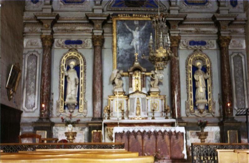 retable, tabernacle, tableau : La Crucifixion - © Ministère de la Culture (France), Médiathèque du patrimoine et de la photographie (objets mobiliers), tous droits réservés