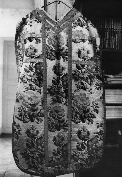 chasuble - © Ministère de la Culture (France), Médiathèque du patrimoine et de la photographie (objets mobiliers), tous droits réservés