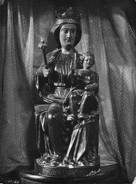 statue (statuette) dite Notre-Dame-des-Neiges : Vierge à l'Enfant - © Ministère de la Culture (France), Médiathèque du patrimoine et de la photographie (objets mobiliers), tous droits réservés