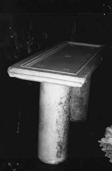 Table d'autel