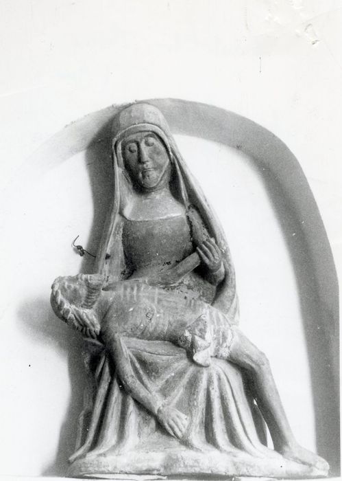 groupe sculpté : Vierge de Pitié - © Ministère de la Culture (France), Médiathèque du patrimoine et de la photographie, diffusion GrandPalaisRmn Photo