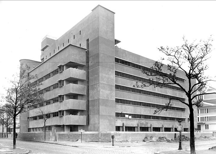 Vue du chantier, façades est et nord. 30 octobre 1931