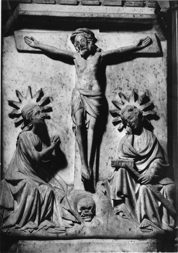 bas-relief en albâtre : Crucifixion