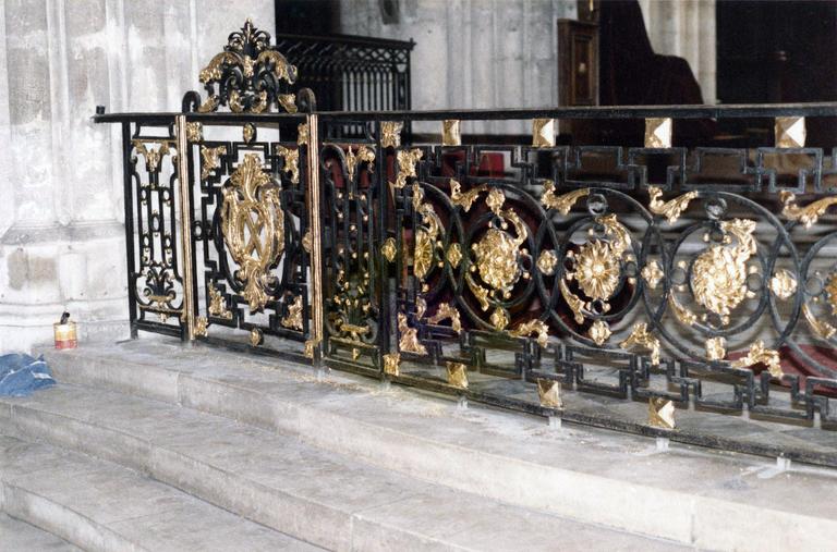 clôture liturgique (grille) style Louis XV