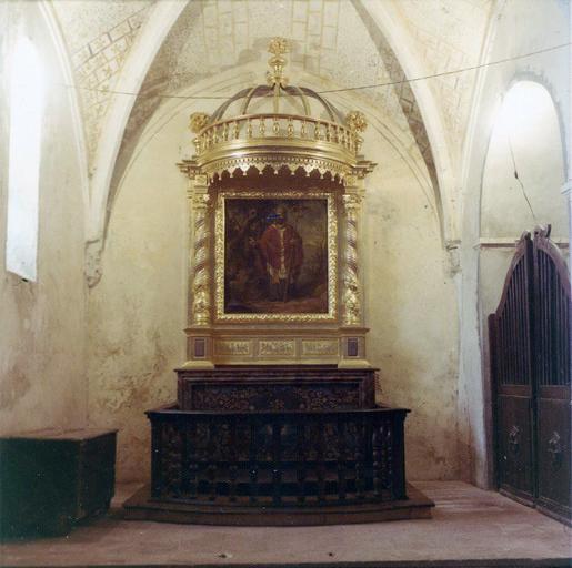 Autel, retable, dais d'autel (baldaquin) de saint Clair