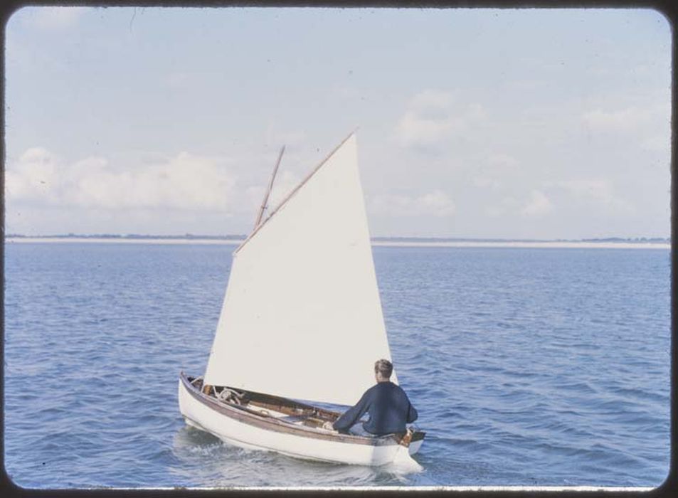 bateau de plaisance (canot, annexe de yacht) : Myrtil