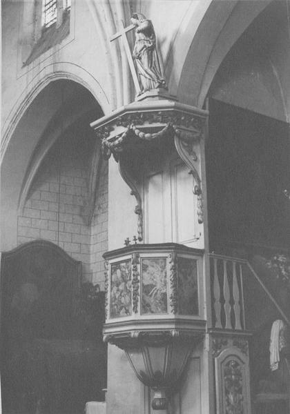 chaire à prêcher, confessionnal (abat-voix), vue générale