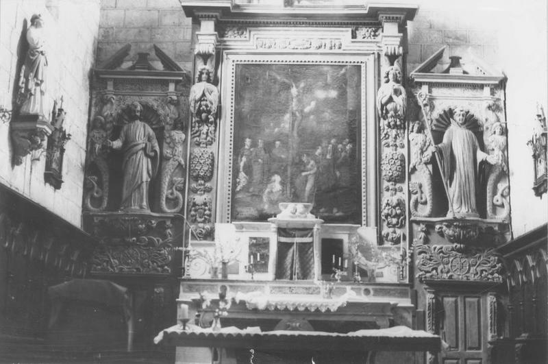retable, 2 statues du maître-autel : Saint Pierre et saint Benoît, vue générale