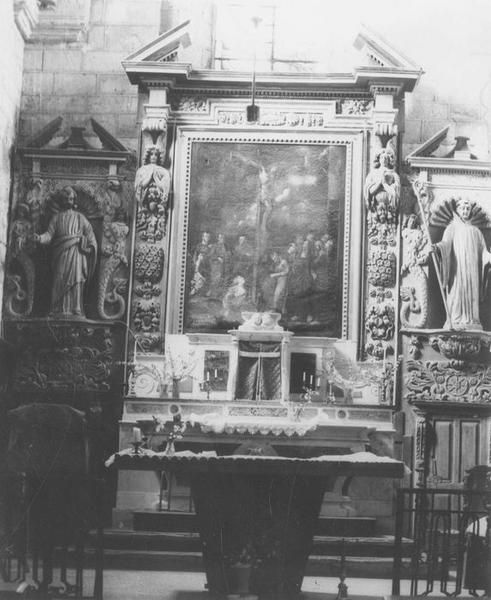 retable, 2 statues du maître-autel : Saint Pierre et saint Benoît, vue générale