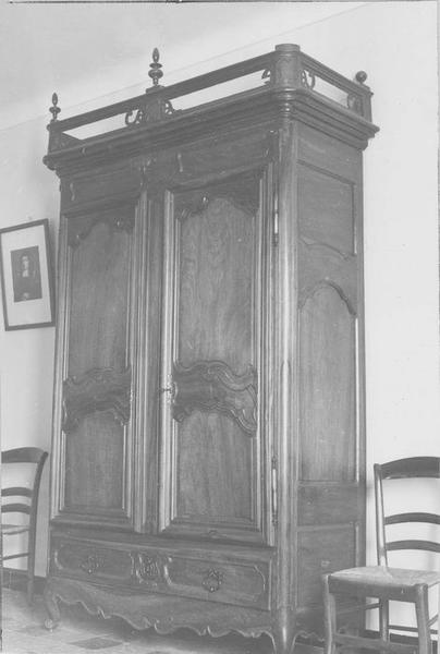 armoire, vue générale - © Ministère de la Culture (France), Médiathèque du patrimoine et de la photographie, diffusion RMN-GP