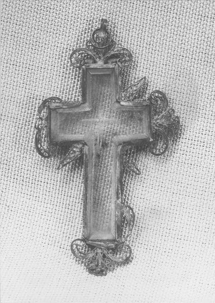 croix pectorale, vue générale - © Ministère de la Culture (France), Médiathèque du patrimoine et de la photographie (objets mobiliers), tous droits réservés
