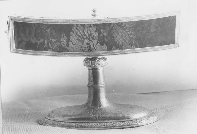 reliquaire, vue générale - © Ministère de la Culture (France), Médiathèque du patrimoine et de la photographie (objets mobiliers), tous droits réservés