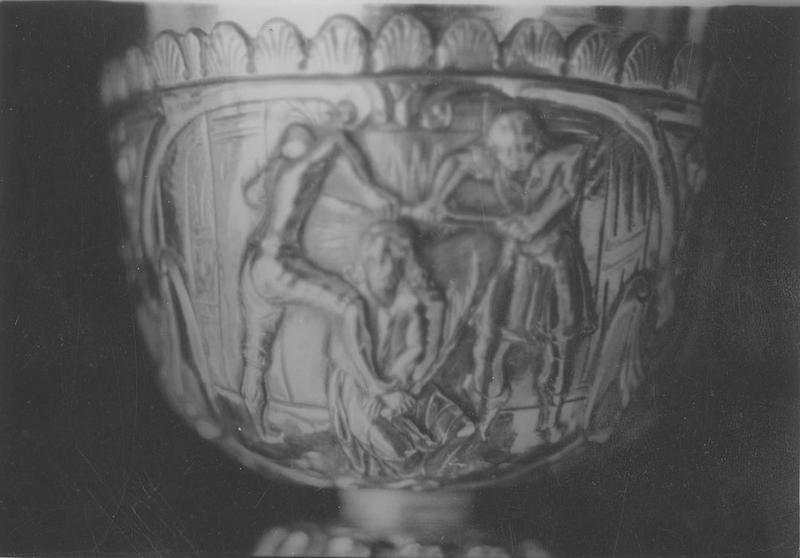 calice, détail de la coupe - © Ministère de la Culture (France), Médiathèque du patrimoine et de la photographie (objets mobiliers), tous droits réservés