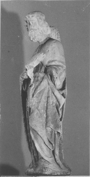 statue : saint Pierre, vue générale