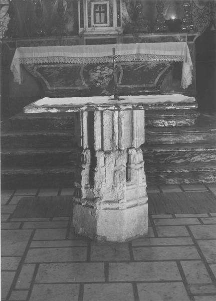 pilier, vue générale - © Ministère de la Culture (France), Médiathèque du patrimoine et de la photographie, diffusion RMN-GP