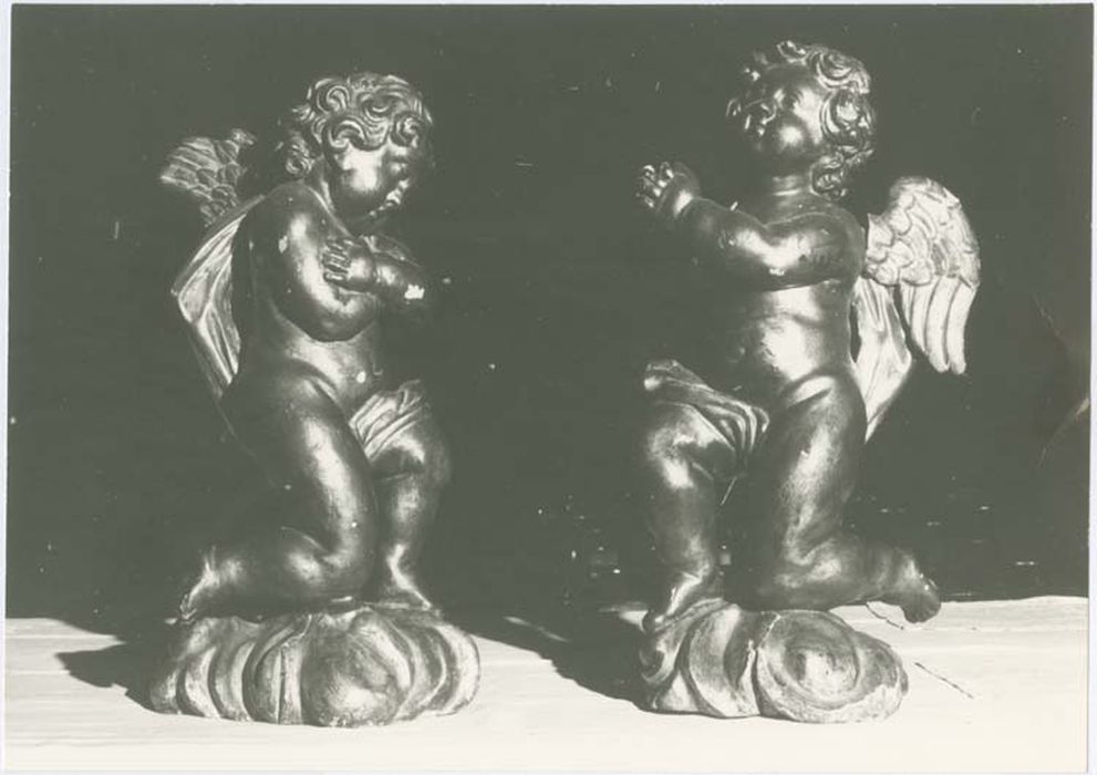 2 statues (statuettes) : angelot