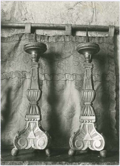2 chandeliers d'autel - © Ministère de la Culture (France), Médiathèque du patrimoine et de la photographie, diffusion GrandPalaisRmn Photo